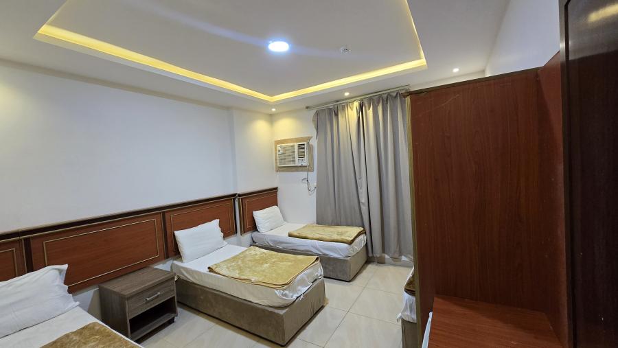 Triple Bed Room